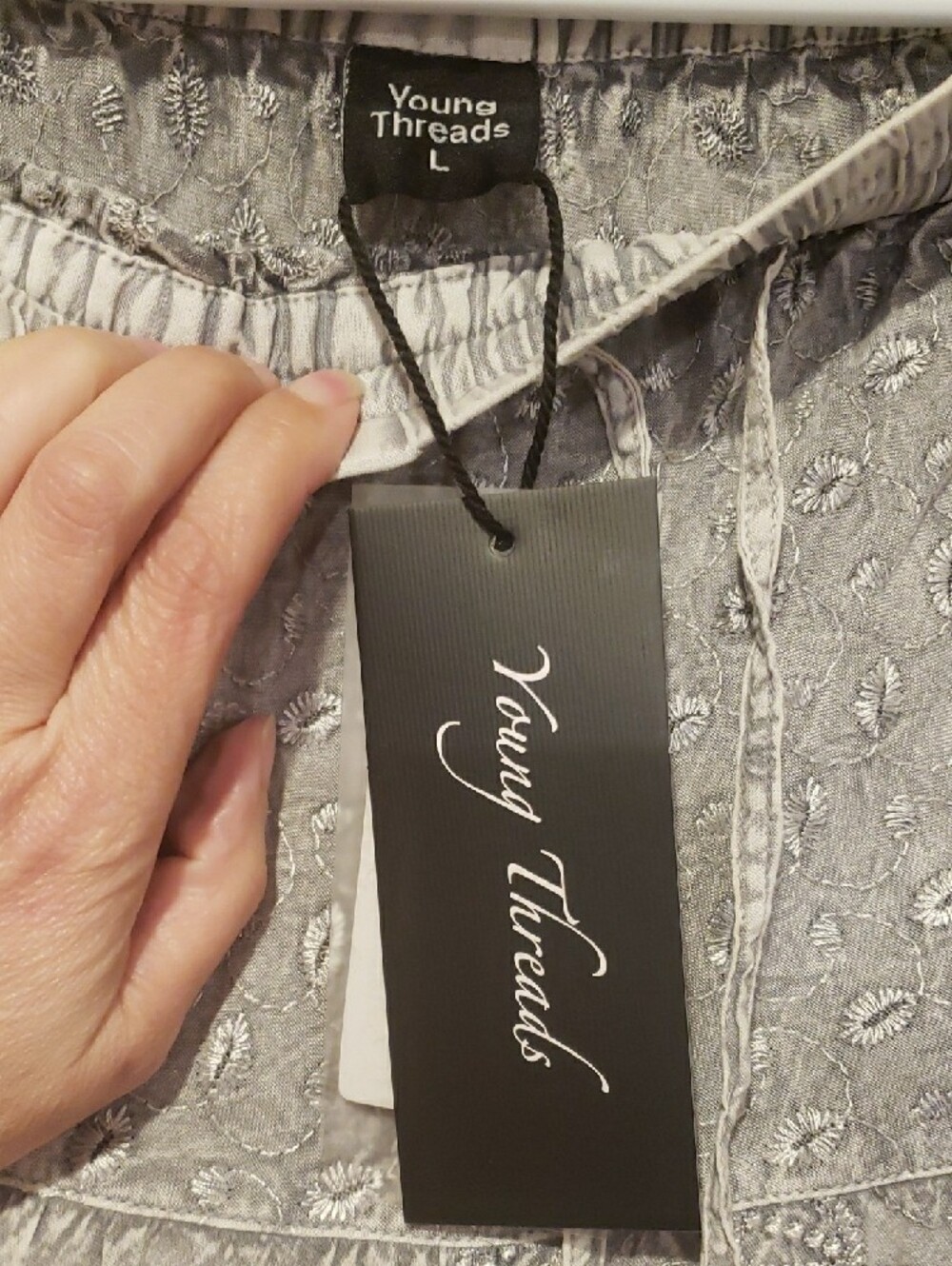 NWT Young Threads Light Gray Embroidered Boho Button-Up Shirt & Harem Pant Set - Picture 3 of 13